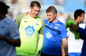 Ole Gunnar Solskjær og keeper Ethan Horvath 