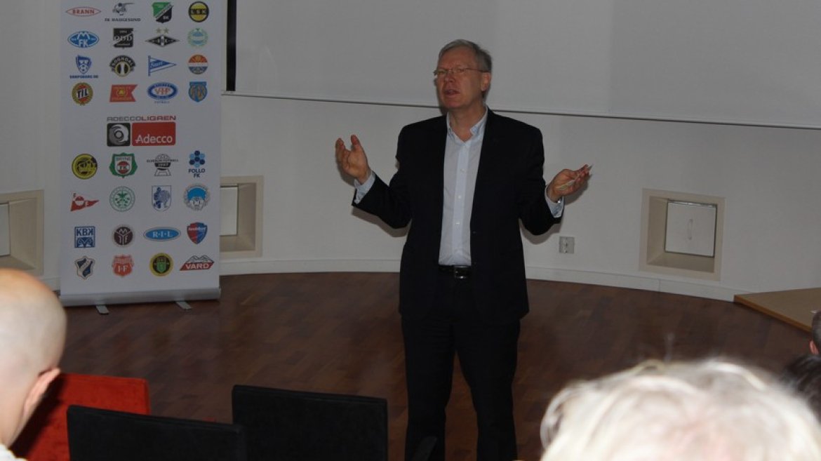 Pressekonferanse trådløs stadion