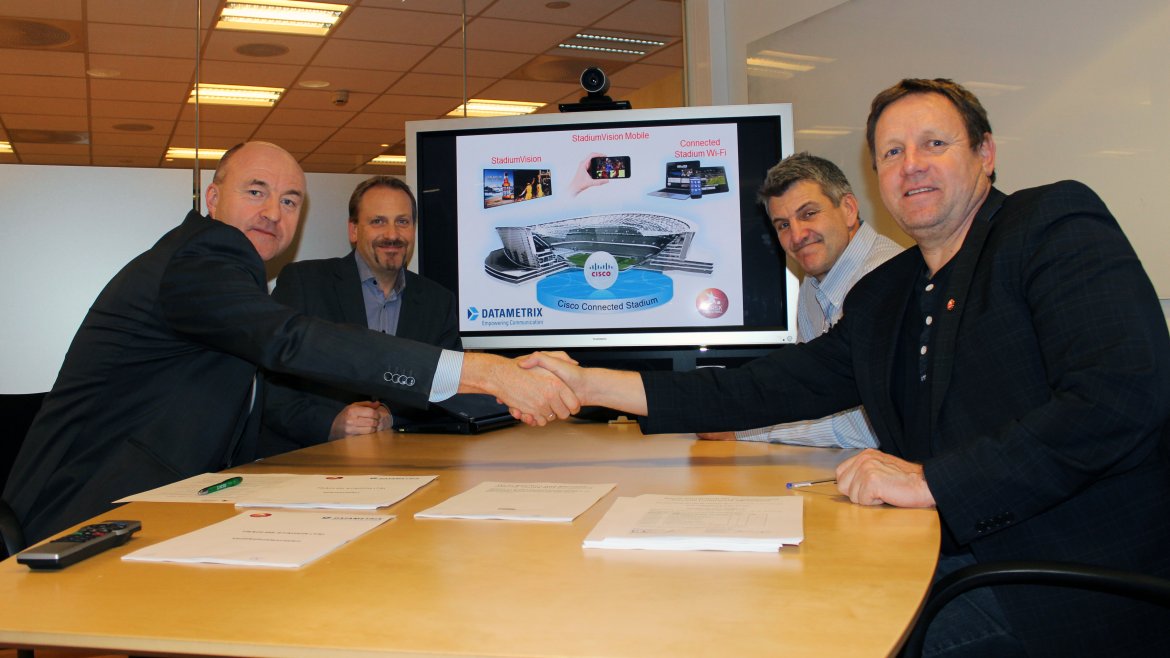 Signering rammeavtale trådløs stadion